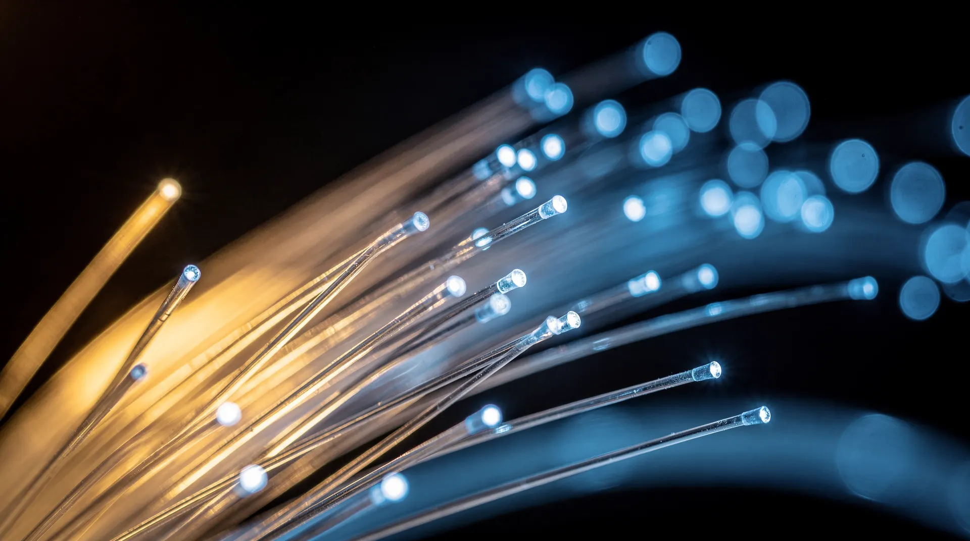 Who Pays for the Datacenters: Debt, Leases and the Hidden Cost of AI Capex