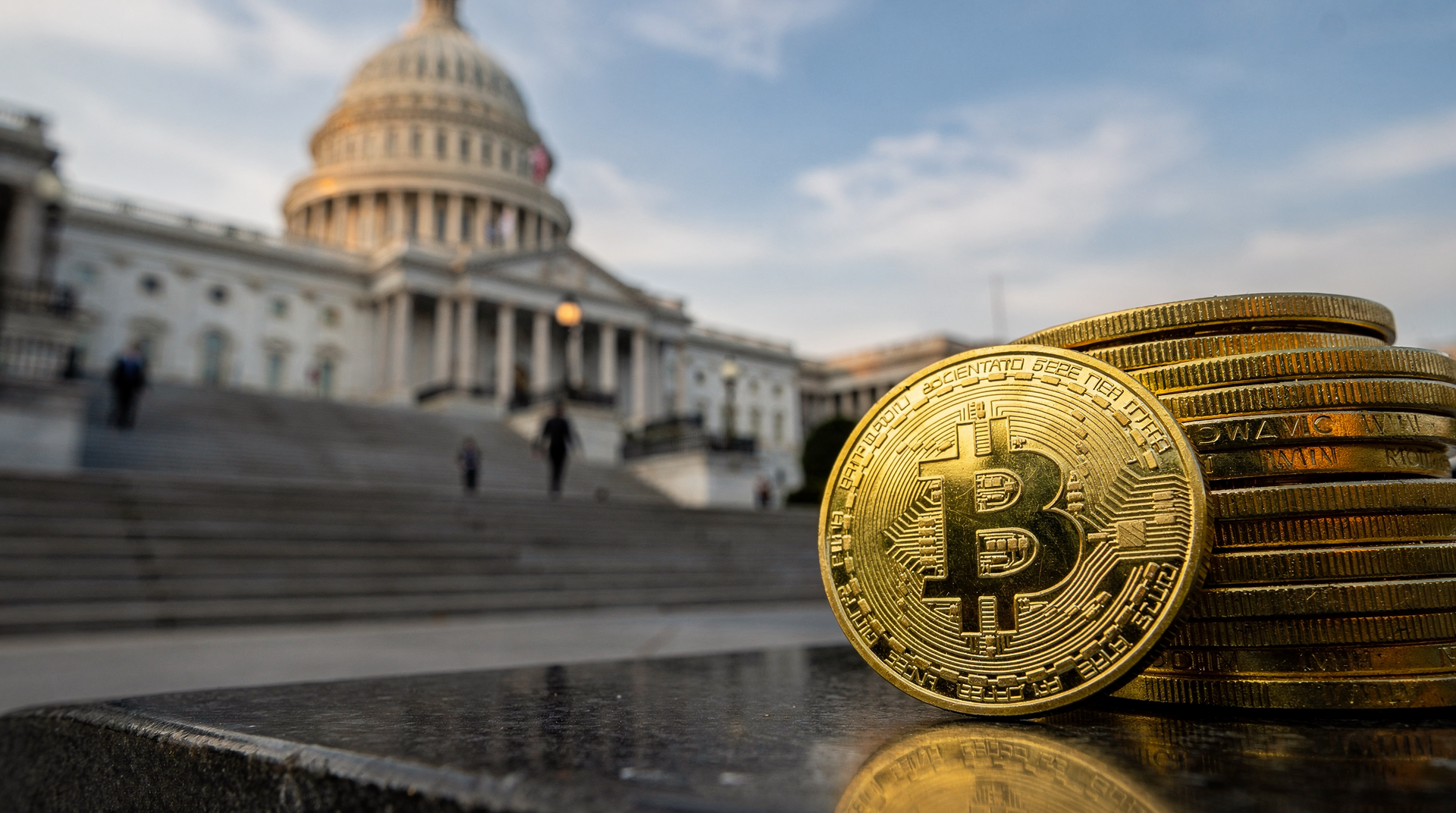 Crypto Week Preview: Bitcoin's Technical Setup Meets Capitol Hill